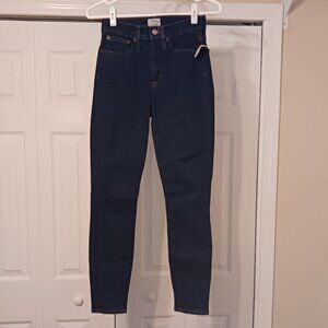 NWOT  J. Crew Blue  9" High-Rise Toothpick Jeans Size 25   B30